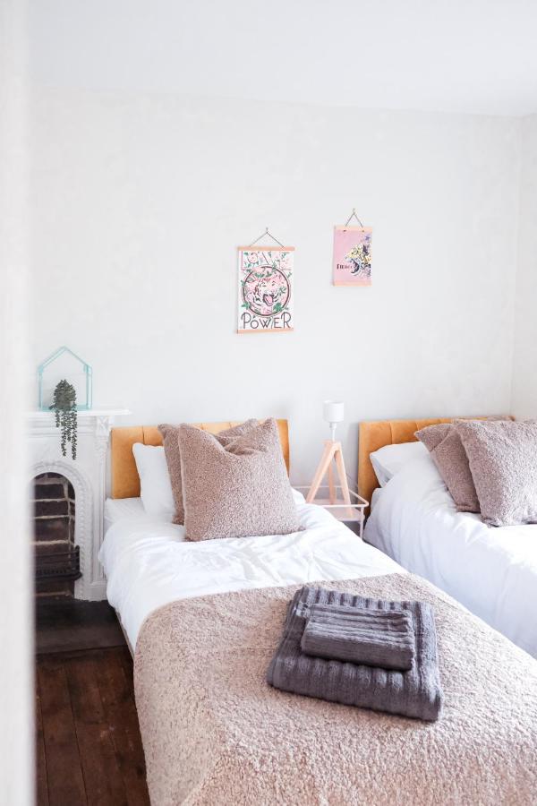 Gorgeous 3 Bed House In Matlock + Garden 'Lookout'ヴィラ エクステリア 写真
